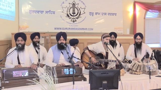 Waheguru Simran #1 - Bibi Taren Kaur UK at Guru Ram Das Darbar, Calgary смотреть онлайн