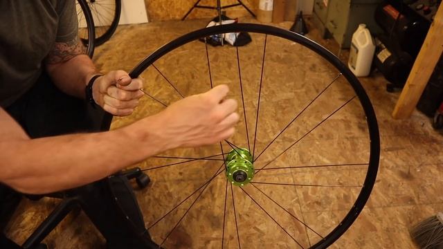 Build a Wheel with only the Basics смотреть онлайн