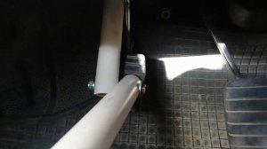 Сломана нога, как управлять авто на механике? Выход есть!