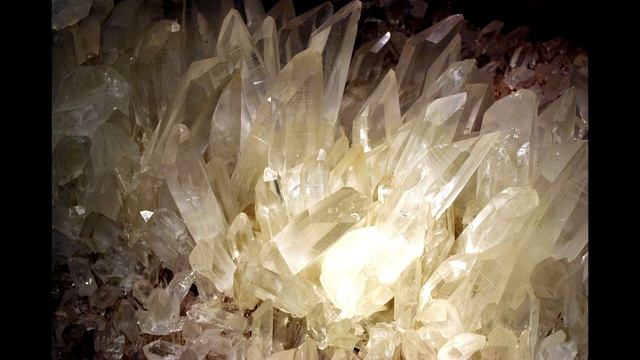 Камни (кристаллы)для чистки помещения. смотреть онлайн