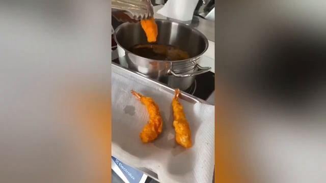 Креветки в панировке: ТОП-секреты от ресторанного шефа. смотреть онлайн