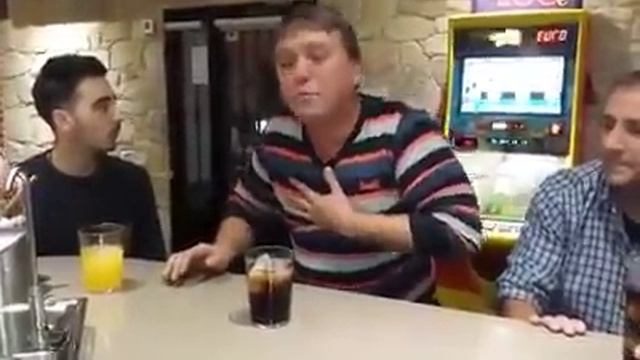 Flamenco improvisado en Bar смотреть онлайн