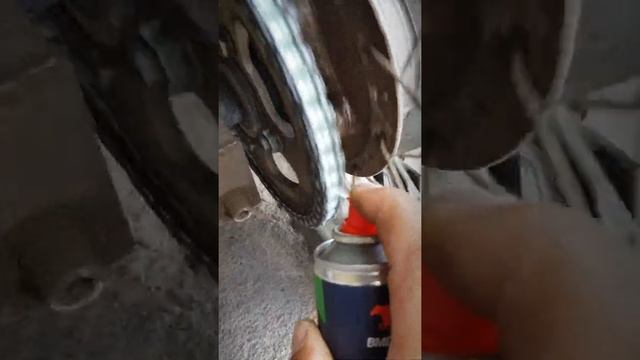 СМАЗКА ЦЕПИ НА ЭНДУРО МОТОЦИКЛЕ. смотреть онлайн