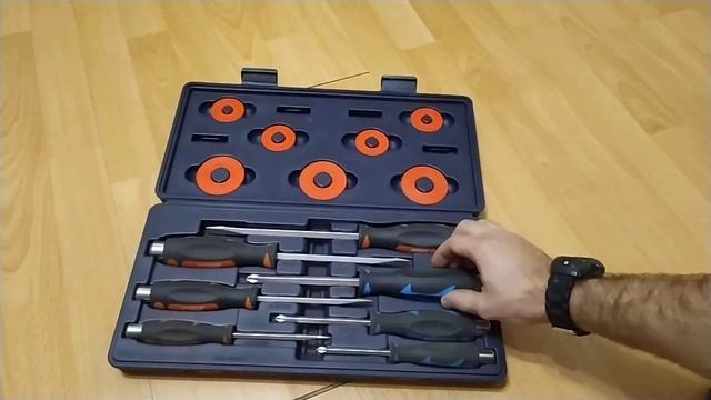 Набор отверток Licota, шесть лет на СТО. смотреть онлайн