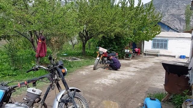 Иж планета 5 высос воздуха /двигатель воздух высасывает смотреть онлайн