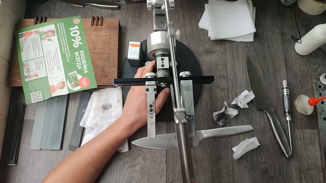 Заточка кухонных ножей из Икеи, сталь X50CrMov15, перевод карбида кремния на масло смотреть онлайн