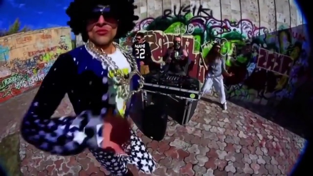 #2Маши - Мама, я танцую (music Video)