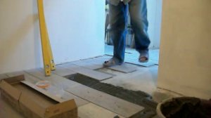 Укладка керамогранита на неровный пол