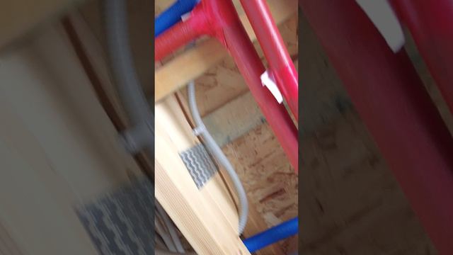 Деревянные балки перекрытия на МЗП смотреть онлайн