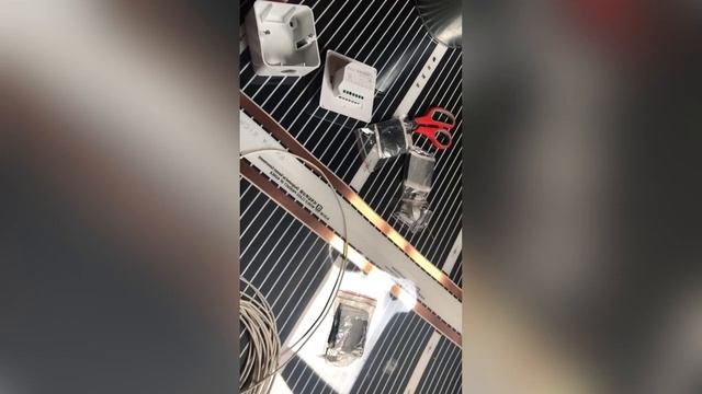 Большое видео про теплый пол. Инфракрасный пол в бане. Пол пленка