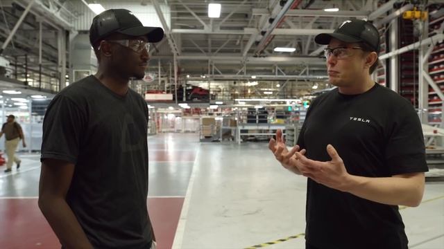 Илон Маск - экскурсия по фабрике Tesla (русская озвучка) смотреть онлайн