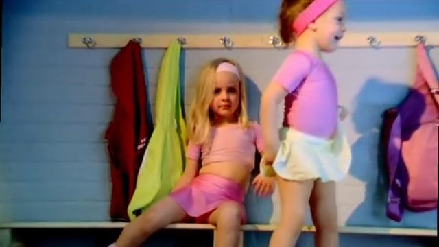 Haydi Kızlar Evy Baby Reklam Fİlmi смотреть онлайн