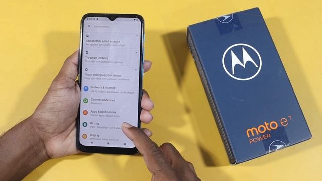 Motorola E7 Power Top 50+ Hidden Features || Motorola E7 Power Tips & Tricks in Hindi смотреть онлайн