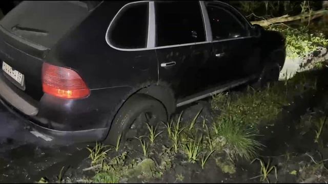 Porsche vs Nissan смотреть онлайн