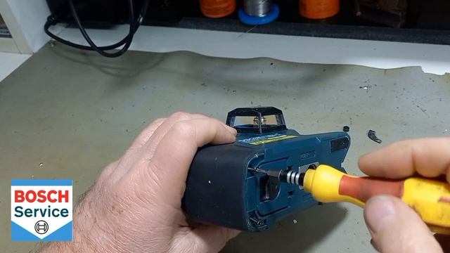 Nivel a laser Bosch GLL 2-80P - Limpeza e Calibração смотреть онлайн