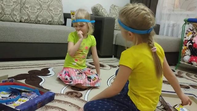 Играем в настольную игру : Кто Я? смотреть онлайн