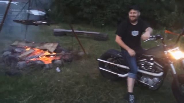 Байкеры жгут мотоциклом! смотреть онлайн