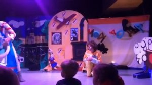 Фрагмент спектакля Мойдодыр.