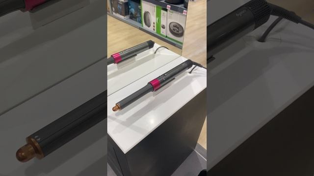 Обзор цены на стайлеры фены Dyson #shorts смотреть онлайн