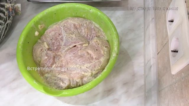 Маринованное филе куриной грудки, в фольге. смотреть онлайн