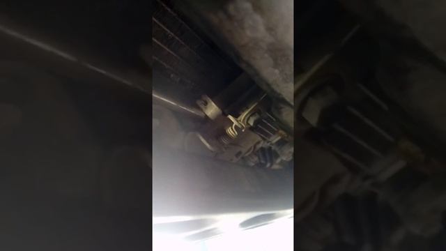 как открыть капот тойота витц 2002 года выпуска отверткой смотреть онлайн