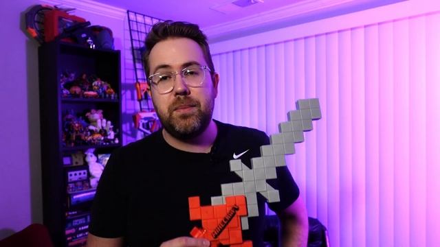 It's A Blaster? It's A SWORD? Nerf X Minecraft Heartstealer Review