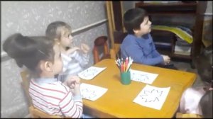 Занятие по рисованию в средней группе