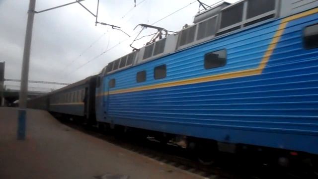 ЧС8 с поездом смотреть онлайн