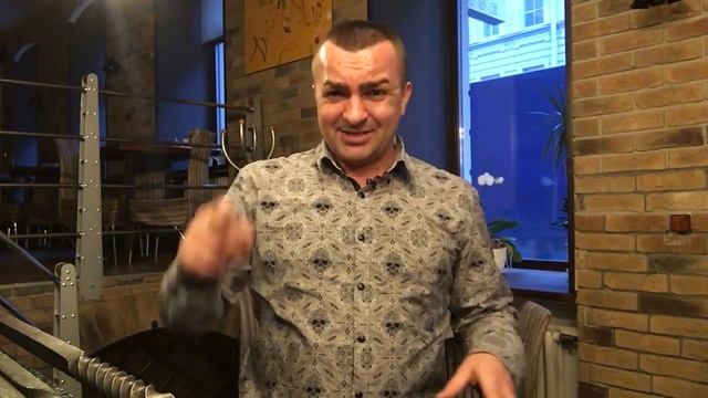 Факапы в общепите. Двое из ларца разбавляют сок водой. смотреть онлайн