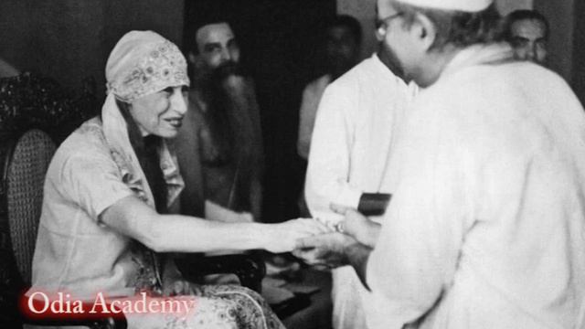 Maa Bina Ana Gati Nahi | Sri Maa Sri Aurobindo | Odia Bhajan | Jay Jagannath смотреть онлайн