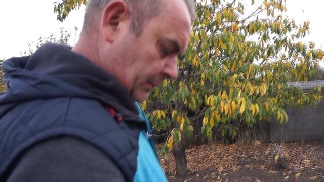 МАМА СЛОМАЛА СКУТЕР , НАШЛИ КЛАД У СОСЕДЕЙ смотреть онлайн