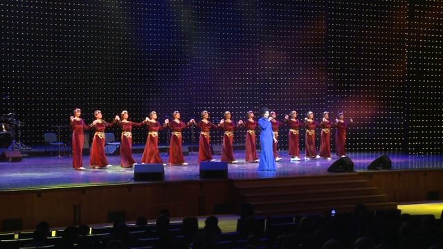 "День Единства" Мадлен Ишоева выступает в Кремле. смотреть онлайн