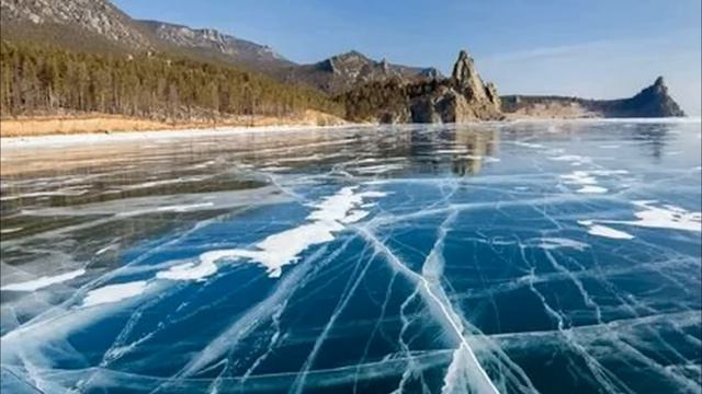 Андрей молча собирал свои вещи. И только Лиля не понимала, как он мог с ней так поступить. смотреть онлайн