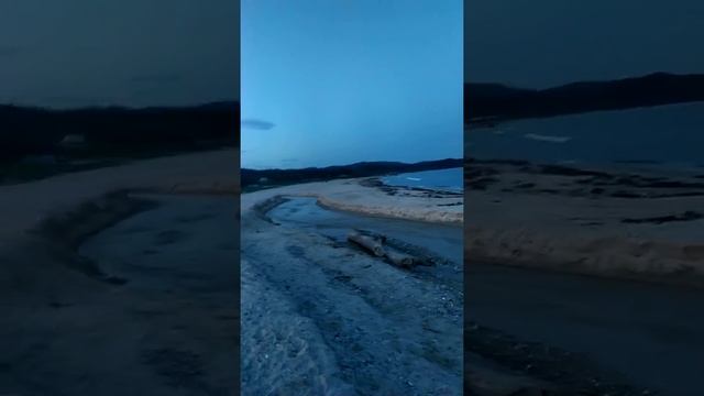 Пляж "Нить Ариадны" бухта Рифовая смотреть онлайн