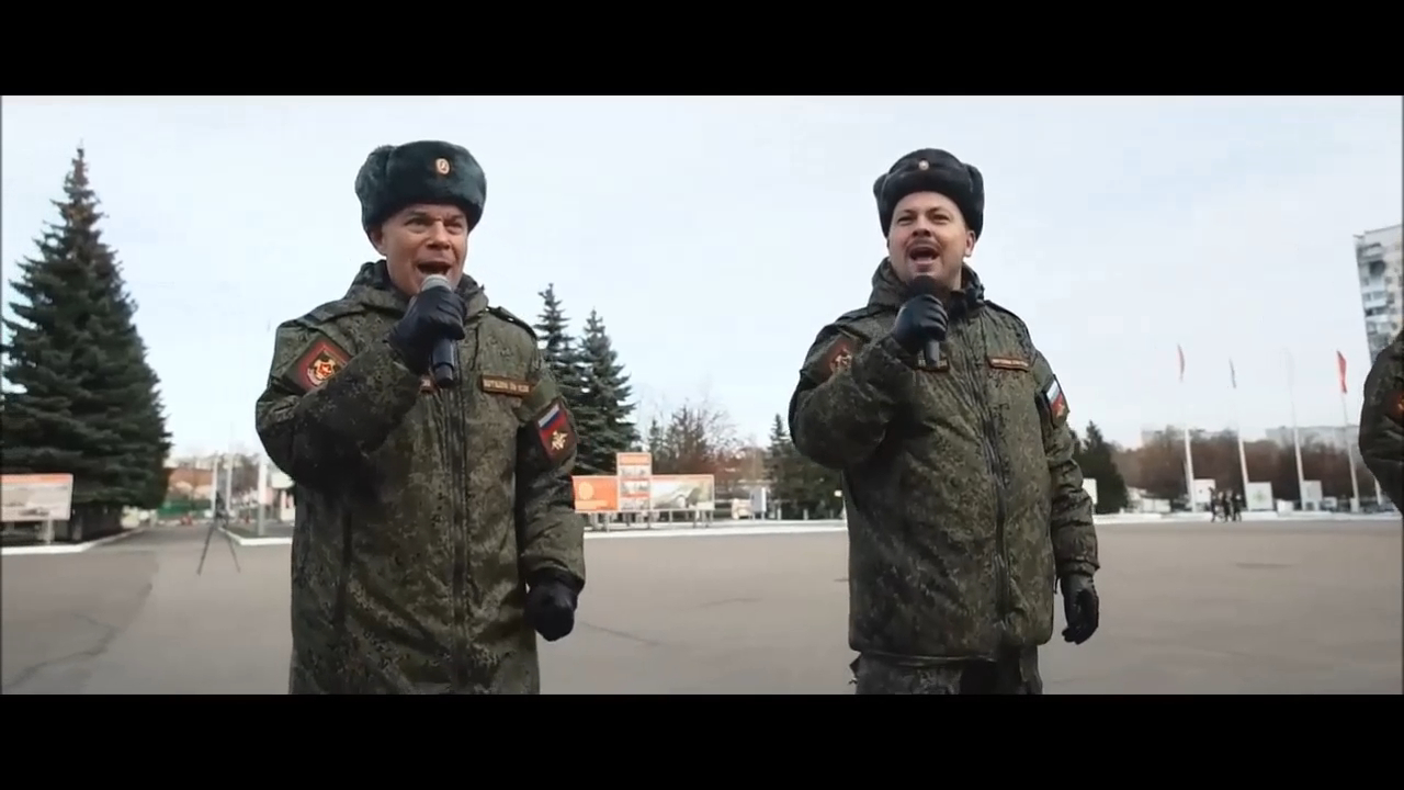 Ярослав Сумишевский и Олег Газманов - Вперёд,Россия! (С 23 февраля!!!) смотреть онлайн