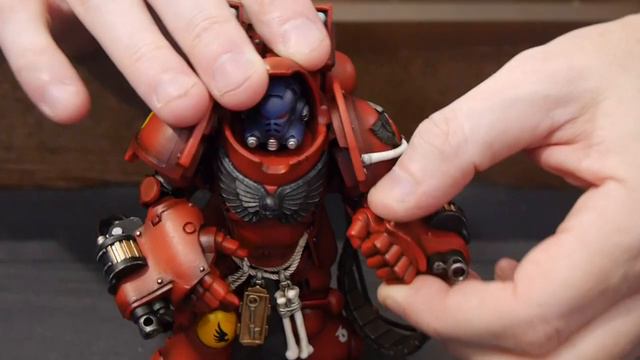 Unboxing: Joy Toy Warhammer 40,000 Blood Angels Aggressor смотреть онлайн