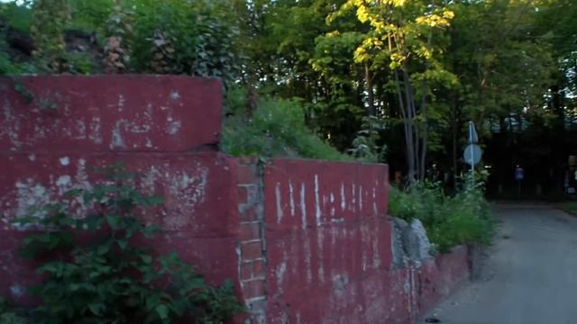 ЖК "Серебряный фонтан" (бывший Водоприбор) - липовая аллея в центре площадки смотреть онлайн