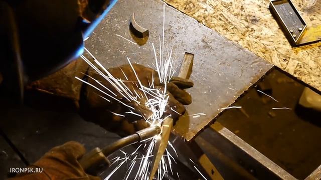 Мастерская "Дом Кузнеца". Пика на ограждение. Forged peak of the fence. смотреть онлайн