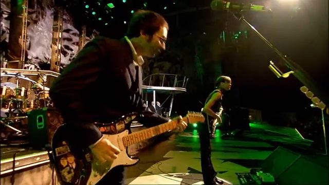 Robbie Williams - Supreme ( Live At Knebworth )