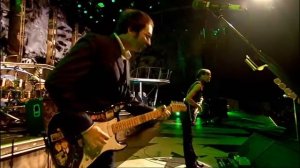 Robbie Williams - Supreme ( Live at Knebworth )