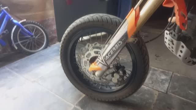 балтмоторс/ Baltmotors motard 200dd, тюнинг переднего тормоза смотреть онлайн