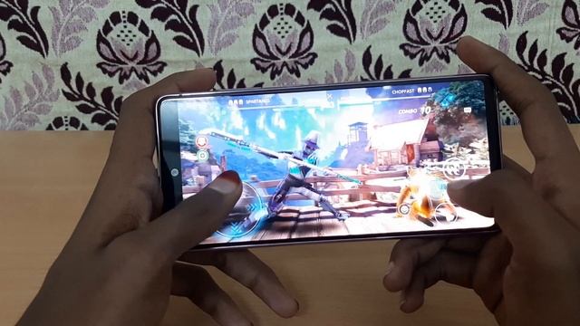 Samsung S20 FE Gaming Test | Review | Heating Issue ? ? | Battery Life ? | Hands On | Tamil смотреть онлайн