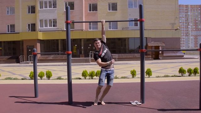 ПОДТЯГИВАНИЕ НА ОДНОЙ РУКЕ - ОБУЧАЛКА смотреть онлайн