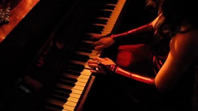 Adele - Someone Like You (piano & vocal cover by AlfaBell) смотреть онлайн