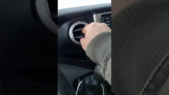 Воздушная заслонка воздуховод салона Renault Logan Sandero Largus Сопло. Renault 8200817797 смотреть онлайн