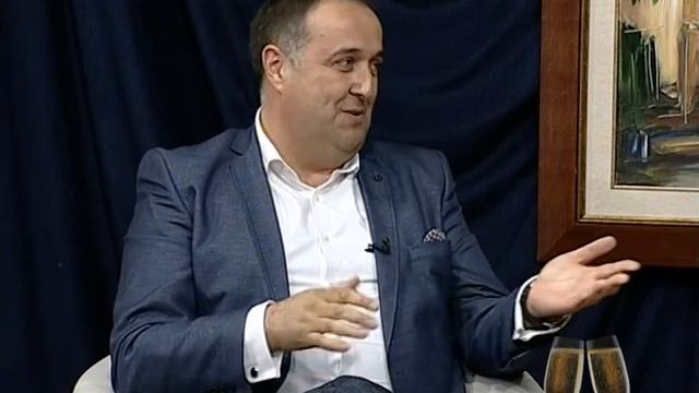 Sampanjac sa Jasminom Anom 208 Miki Avramovic, Zoran Babic, Vesna Dedic i dr Nebojsa Tasic смотреть онлайн