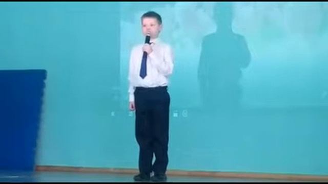 Артемий читает стихотворение на 8 марта смотреть онлайн