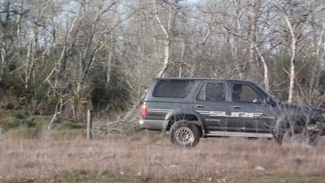 Toyota Hilux Surf Offroad смотреть онлайн
