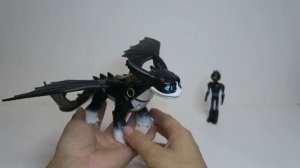 Фигурки Том и Гром,мультсериал "Как приручить дракона.The Nine Realms",бренд Spin Master