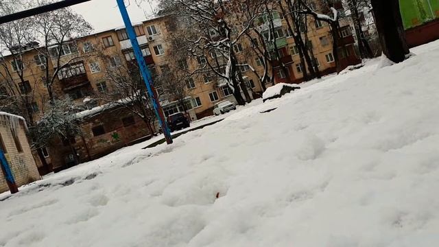 It is not about stretching, it is about holding. The icycle is hanging. The icycle is circling. смотреть онлайн